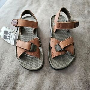 Frye Mens Outdoor Hook&loop Hiking Comfort Sandal shoes sz 10M Frye | Shoes | Frye Windsurf Sandals Brown Leather Strap  main image 2